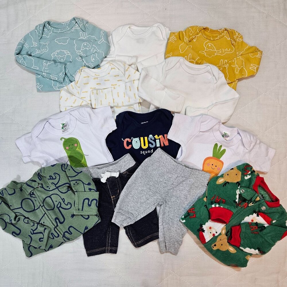 Carters Baby Boy Newborn Clothing‎ Bundle 12 Piece Lot Bodysuits Sleepers Pants